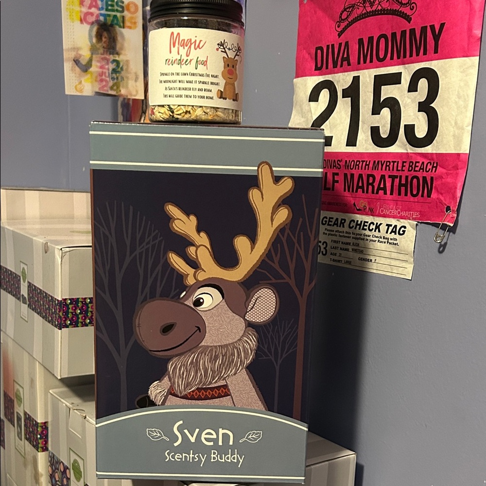 Scentsy Sven Buddy Box with Purple and Gold Accents